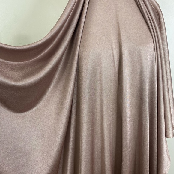 POLYESTER STRETCH KNIT DESSERT TAUPE COLOUR WITH SHEEN DISCO PARTY STYLE FABRIC - Picture 4 of 6